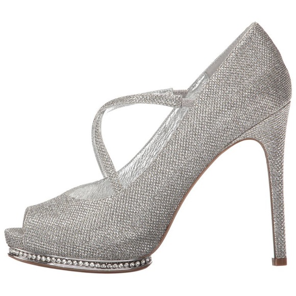 Size 10 Adrianna Papell “Golda” Sparkle Rhinestone platform heels - Picture 4 of 15